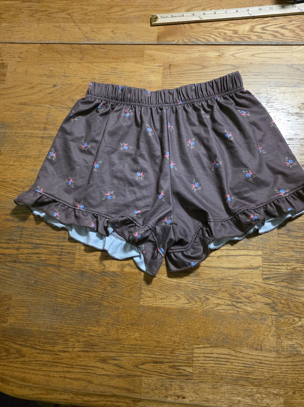 Coquette country floral ruffle shorts